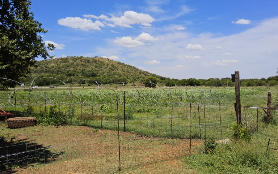 4 Bedroom Property for Sale in Hartbeesfontein North West